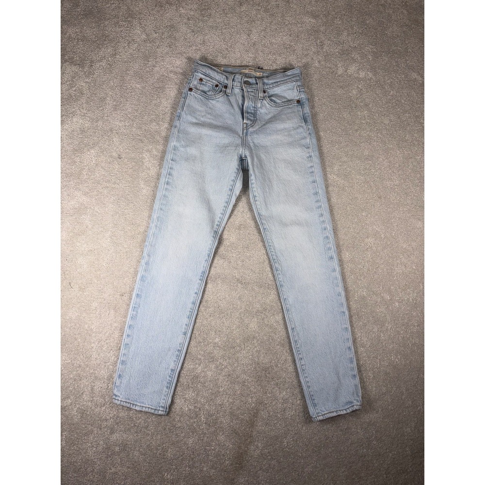 Levis Jeans Womens 23 Wedgie Straight Mid Rise Ligjt Wash Denim
